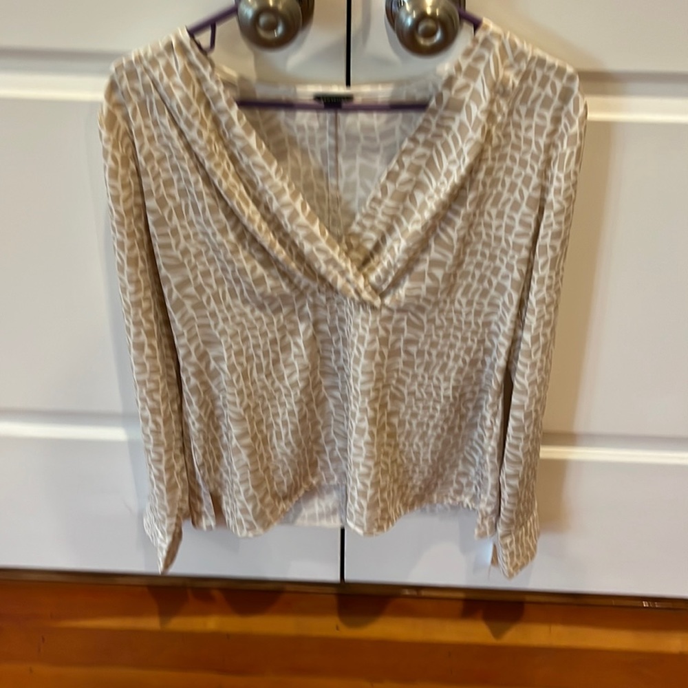 AnnTaylor fun top